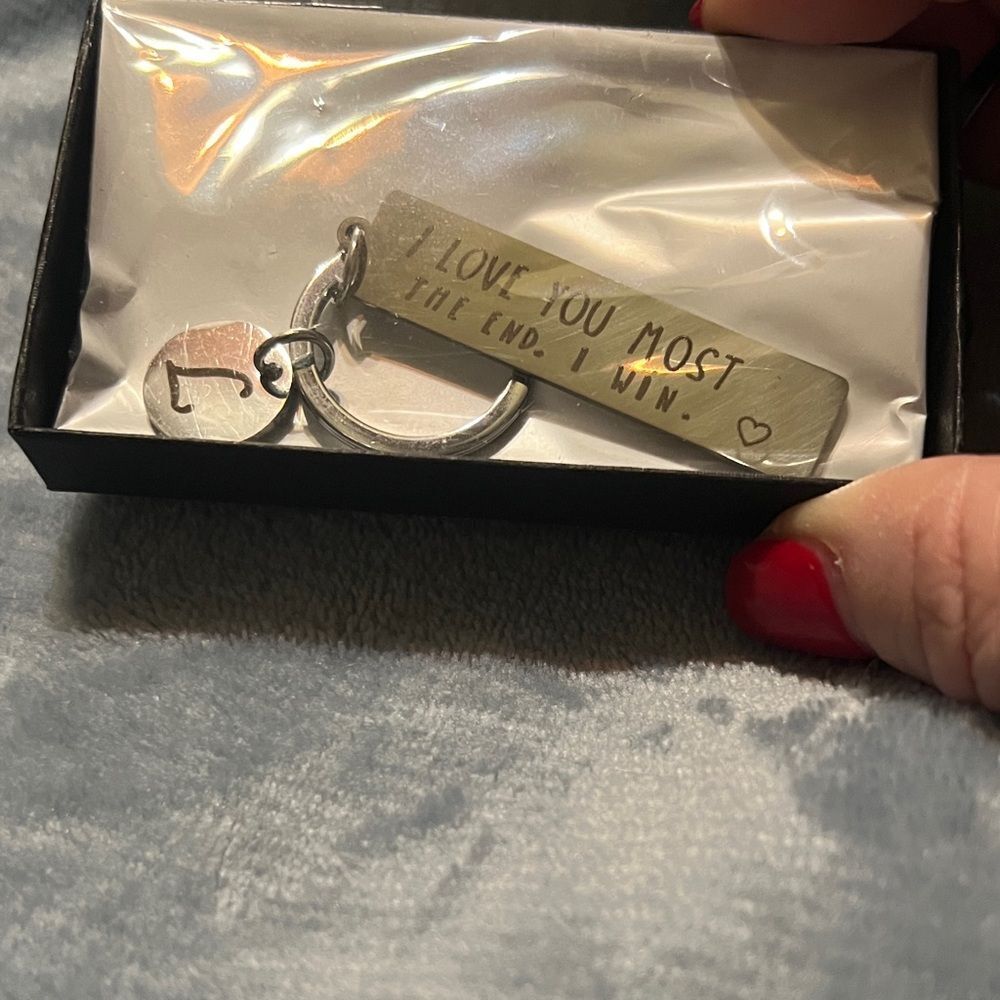 Chic Silver Key Holder with Heart Charm